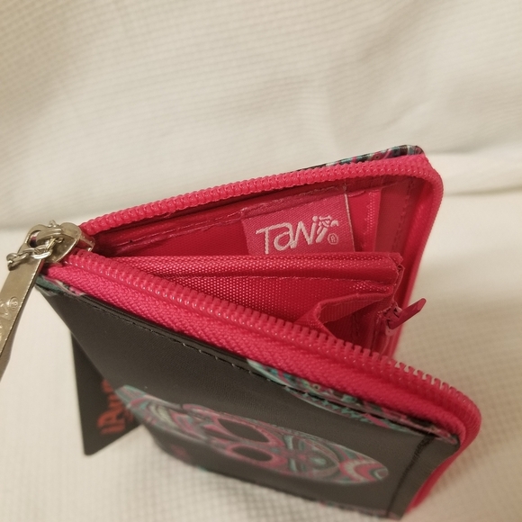 3 Item Bundle 24 inch925 Silver Necklace With925Silver Charm and NWT Tawi Wallet - Picture 12 of 13